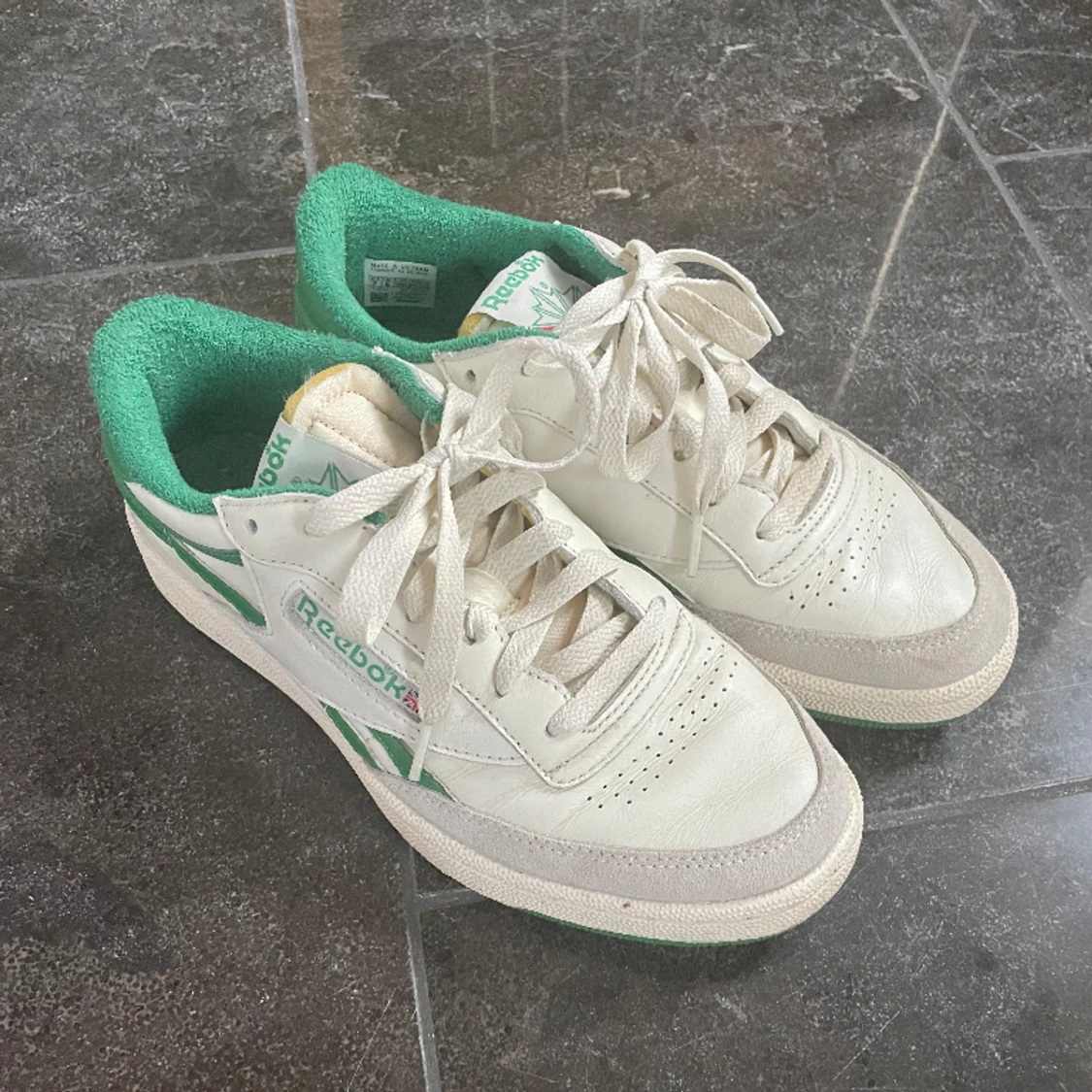 Gröna Reebok sneakers - 90