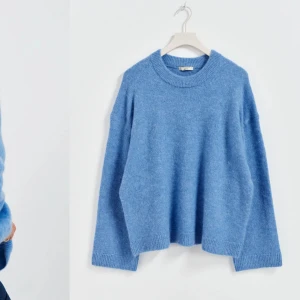 Stickad tröja - Superfin stickad tröja från Gina❤️ se bild tre för färg, syns inte så bra på spegelbilden🥰 använd två gånger, säljer då den inte kommer till användning mer 🥹 slutsåld på hemsidan! Skulle säga att den är  stor i storlek ❤️