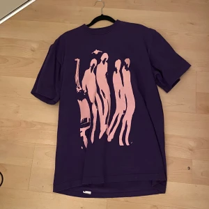 T-shirt Devástates - Jättecool Tshirt från Devástates, men den används knappt längre eftersom jag har bytt stil