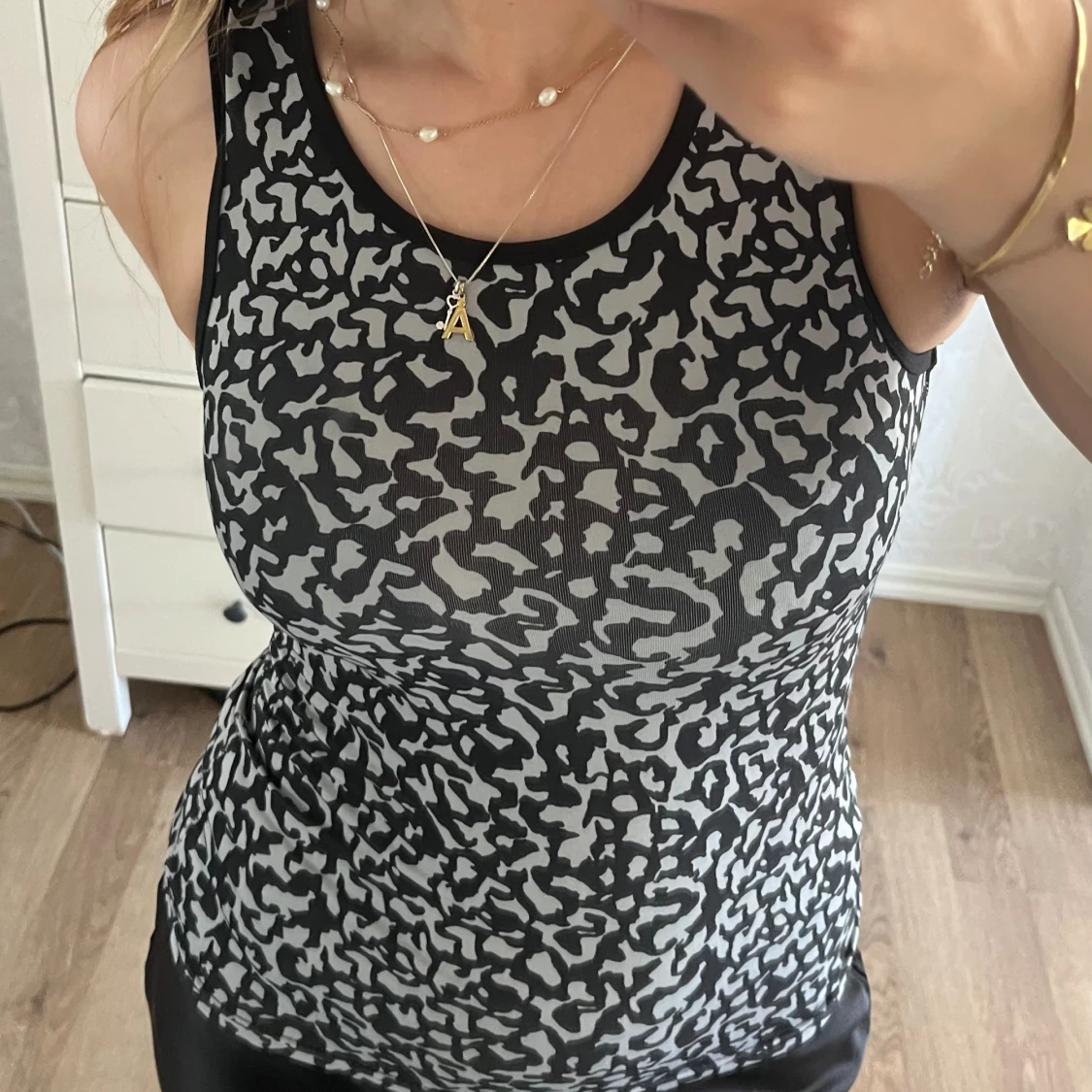 Träningslinne med leopardmönster - 90