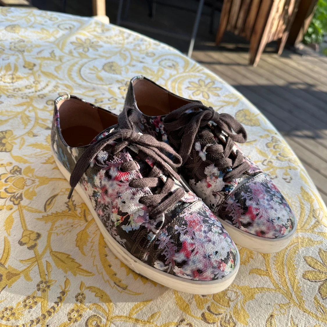 Calvin Klein skor i storlek 36,5 - 90