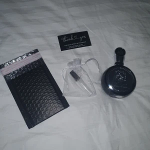 Lattafa fakhar  edp - En härlig doft som är inspirerad av den kända YSL Y.   5ml = 35kr