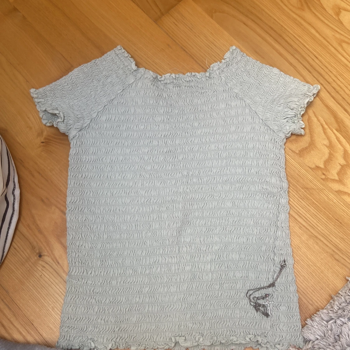 Snygg ljus blå tröja