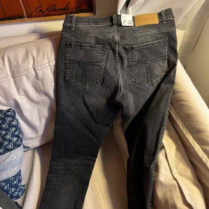 Tiger of sweden jeans , helt nya. 32/34.  - W32 L34 Oanvända. 