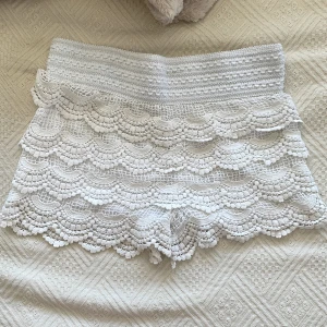 Spets shorts  - Säljer mina spets shorts då dom är för små för mig💗