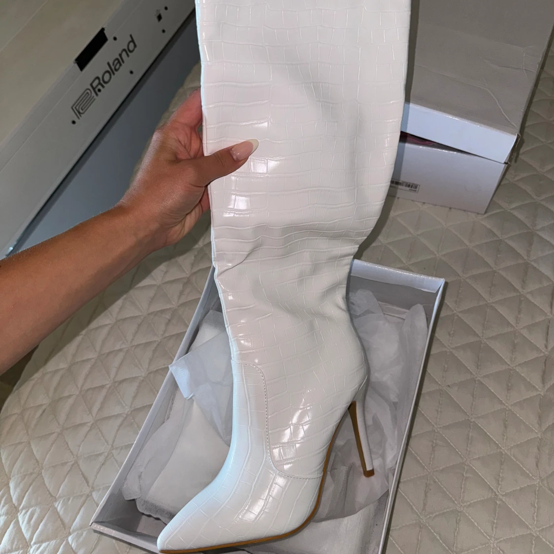 Vita höga stövlar NY i förpackning strl 39 - 91