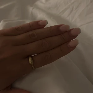 edblad ring  - säljer min fina ring då den inte kommer till användning!!💘💘storlek 18.50 mm