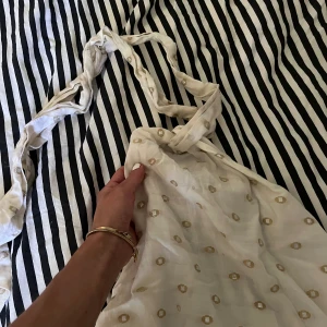 Zara topp - Zara topp med lappar kvar! 