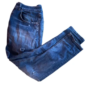 Dondup  - Dessa snygga dondup jeans är nu till salu för bara 1399, nypris är 3799kr storlek 33