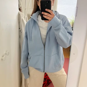 Hoodie - Hoodie från Lager 157, oanvänd. 