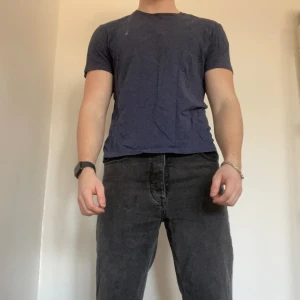 Ralp lauren Tshirt  - En Tshirt från Ralph lauren! Jag är ca 180cm och väger 80kg