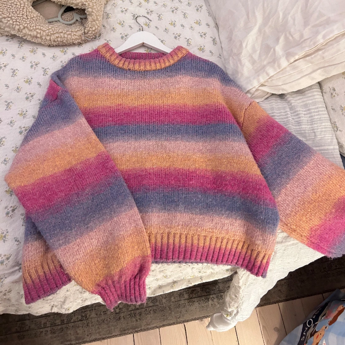 Söt stickad tröja - 90