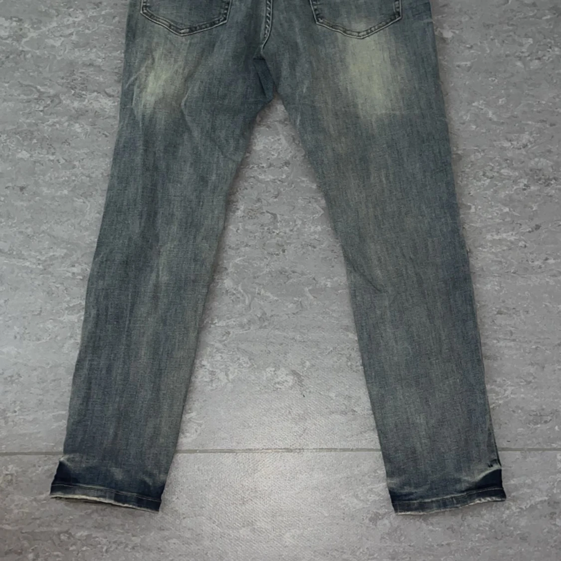 Blå amiri jeans - 90