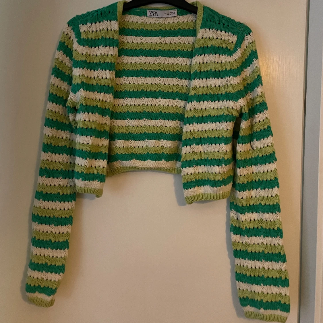 Stickad kofta från Zara - 90