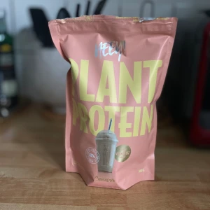 Proteinpulver choklad  - Proteinpulver choklad som bara är taget lite ur  Passade inte mig 