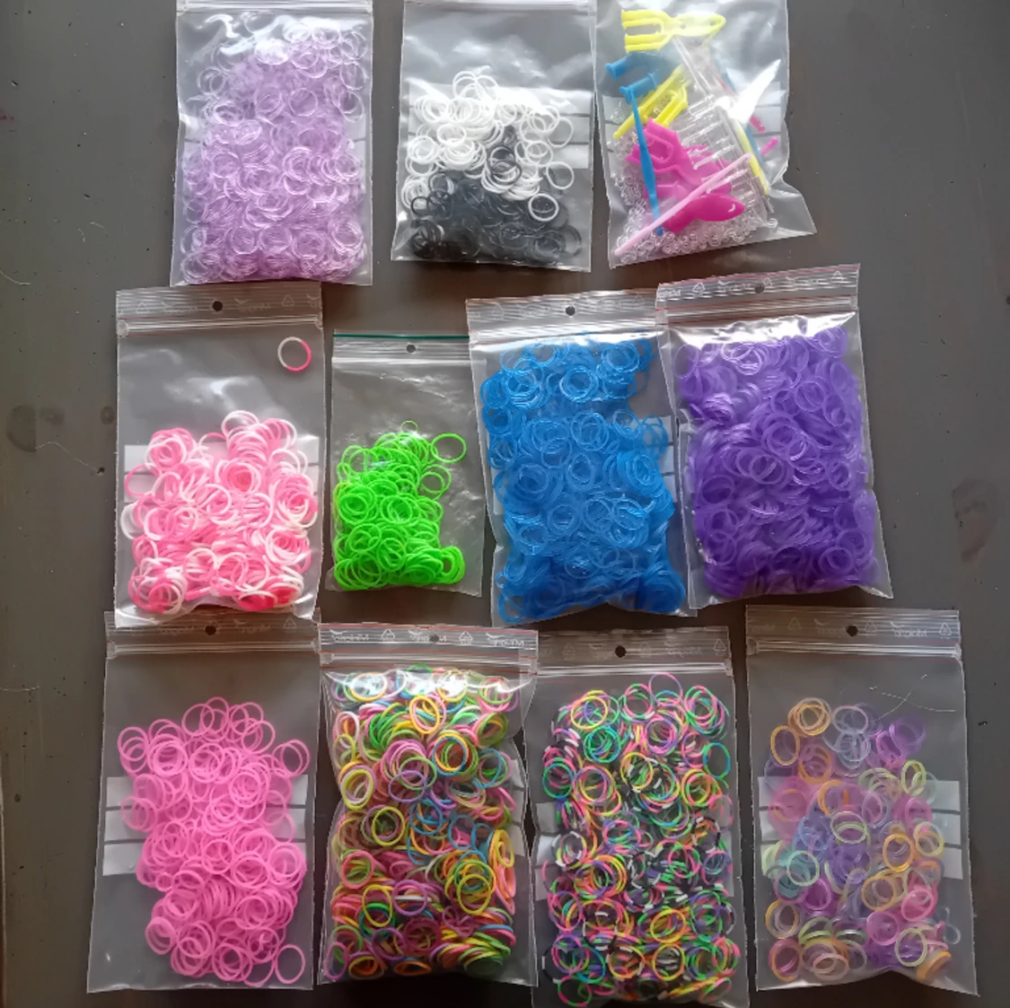 Loom bands 