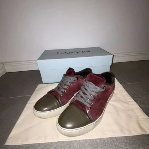 Lanvins - Säljer nu dessa lanvins i fint skick, kommer med box och dustbag, skriv vid frågor och funderingar 