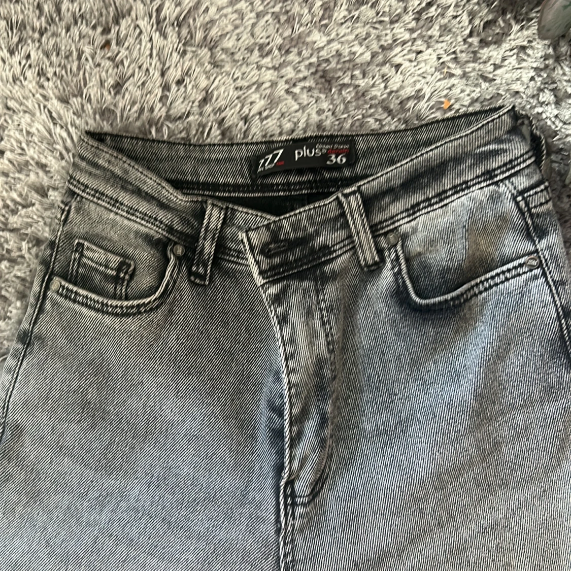 Jeans - 93