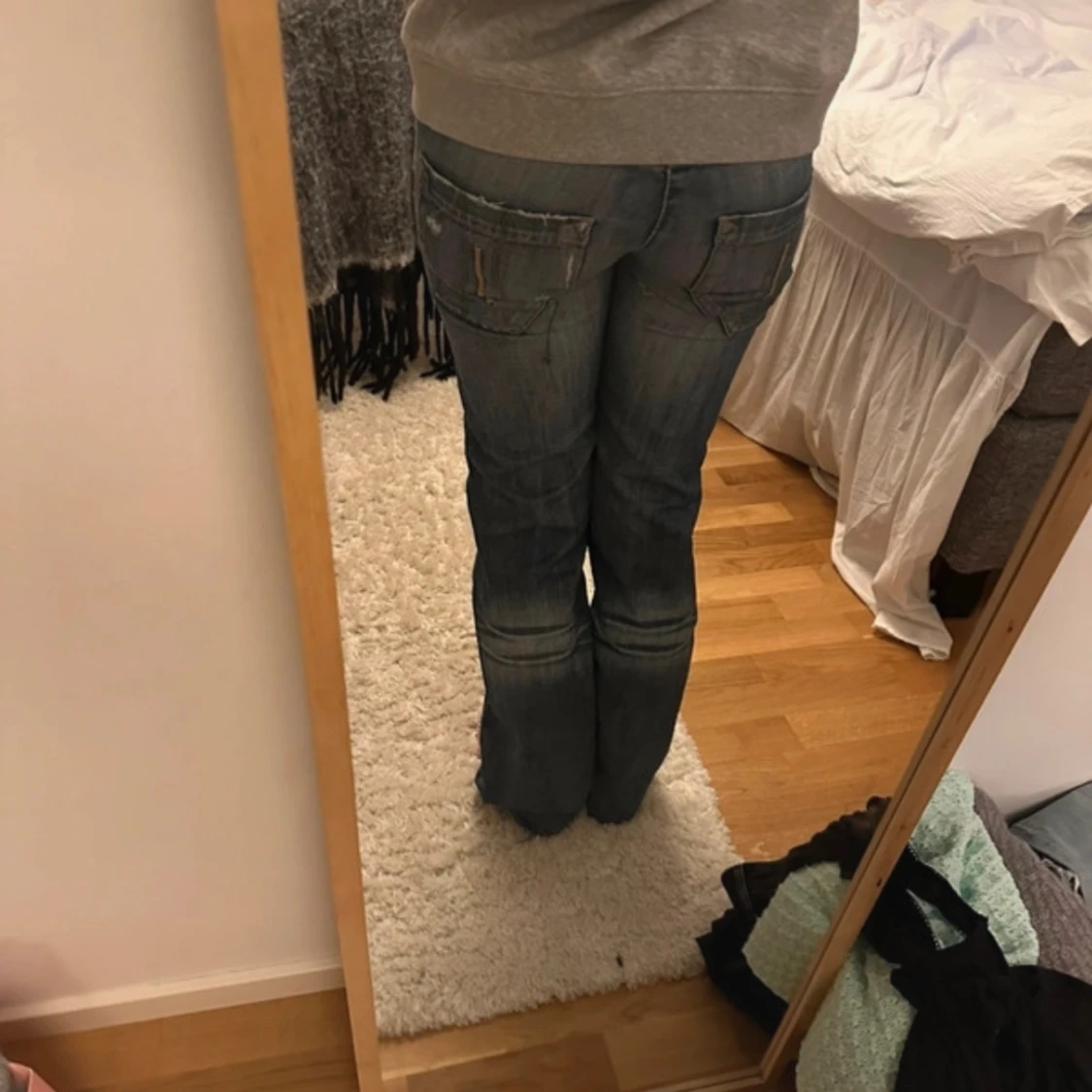Lågmidjade utsvängda jeans - 90