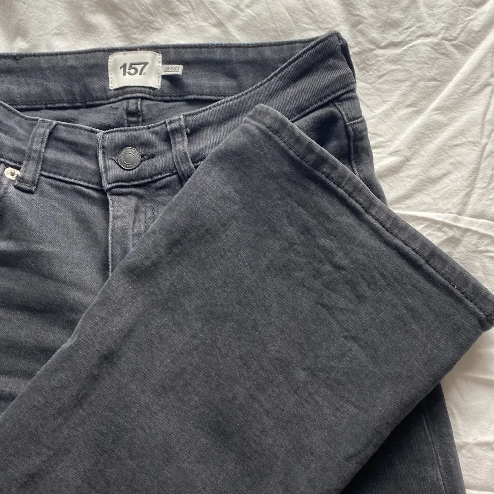 Low boot jeans från lager 157, storlek XS short lenght! Känns som nya, inga bilder på pga för små. Jeans & Byxor.