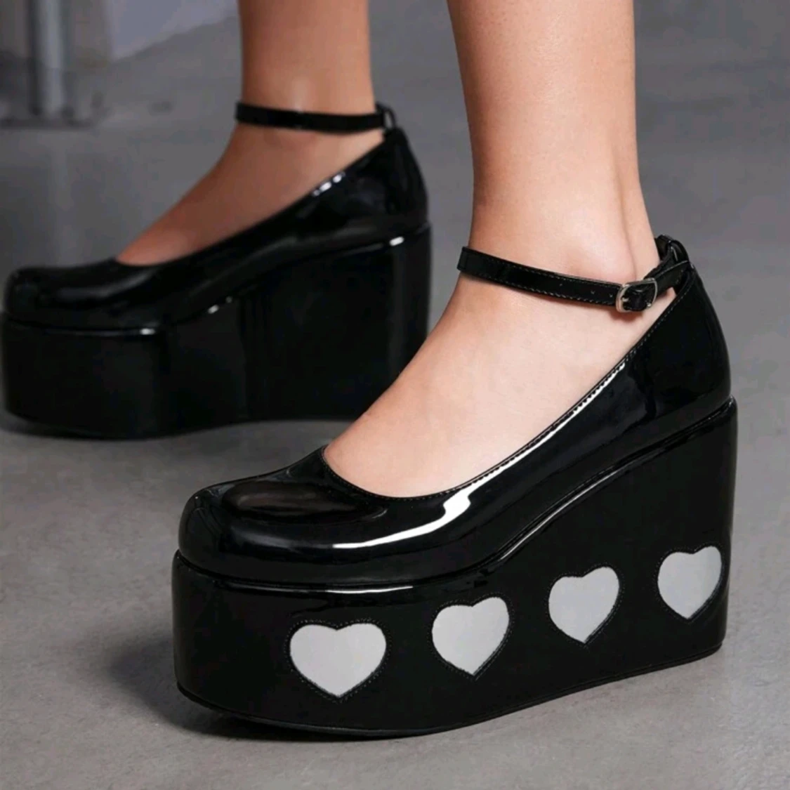 Goth platåskor hjärtan