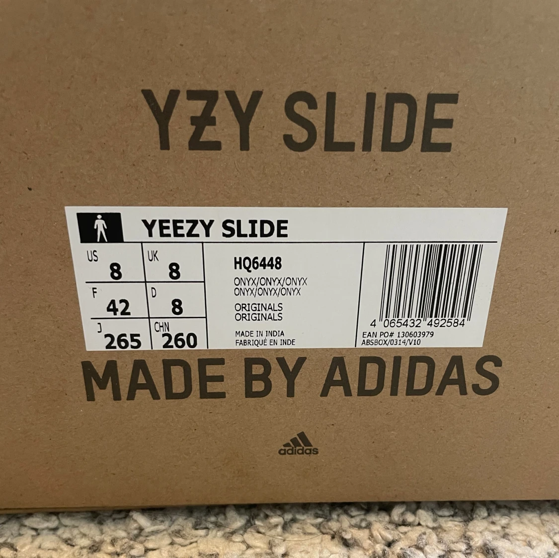 Yeezy slide - 2