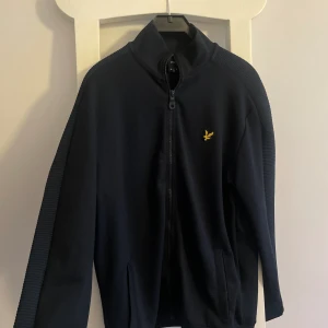 Cardigun - Aldrig använd, sann till storlek