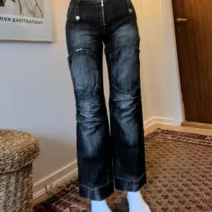 Super snygga ”Yess Miss” jeans  Men tyvärr för korta för mig!<3 Dom är ganska små i midjan  Jag är 170 