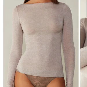 Intimissimi tröja - Beige intimissimi tröja! Fint skick överlag då jag ej använt den så mycket💞
