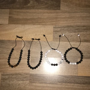 Vulkan armband  - Hej jag säljer mina vulkan pärl armband. 25 kr styck. Pris ej hugget i sten.