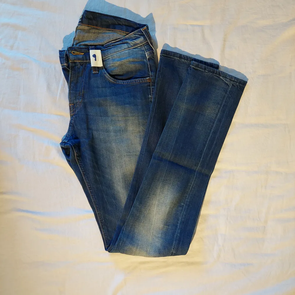 Lee jeans Slim/straight fit 32/32 175cm längd gott skick, knappt använda. Jeans & Byxor.