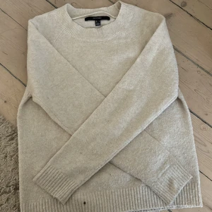 Vero Moda stickad - Så söt stickad tröja från Vero Moda i S