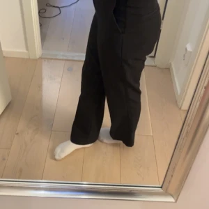 Kostym byxor  - Svarta kostym använda en gång, kommer inte till användning.