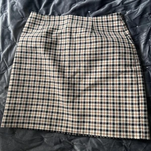 Rutig kjol - Från hm