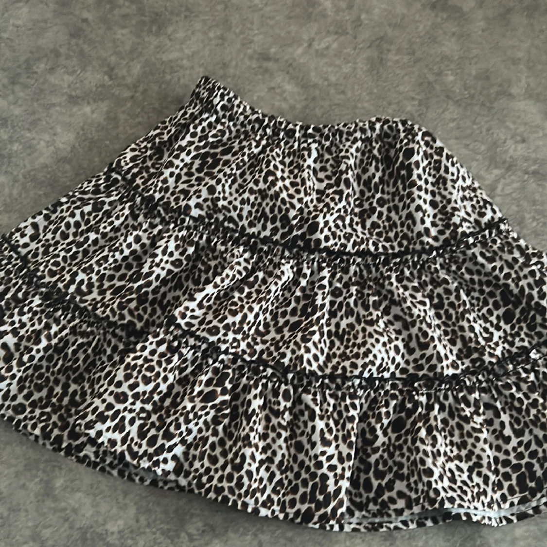 Leopard mönstrad kjol 💛🖤