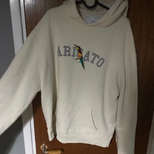 Arigato - Säljer denna as feta Arigato hoodien endå bra skick, hör av er för frågor