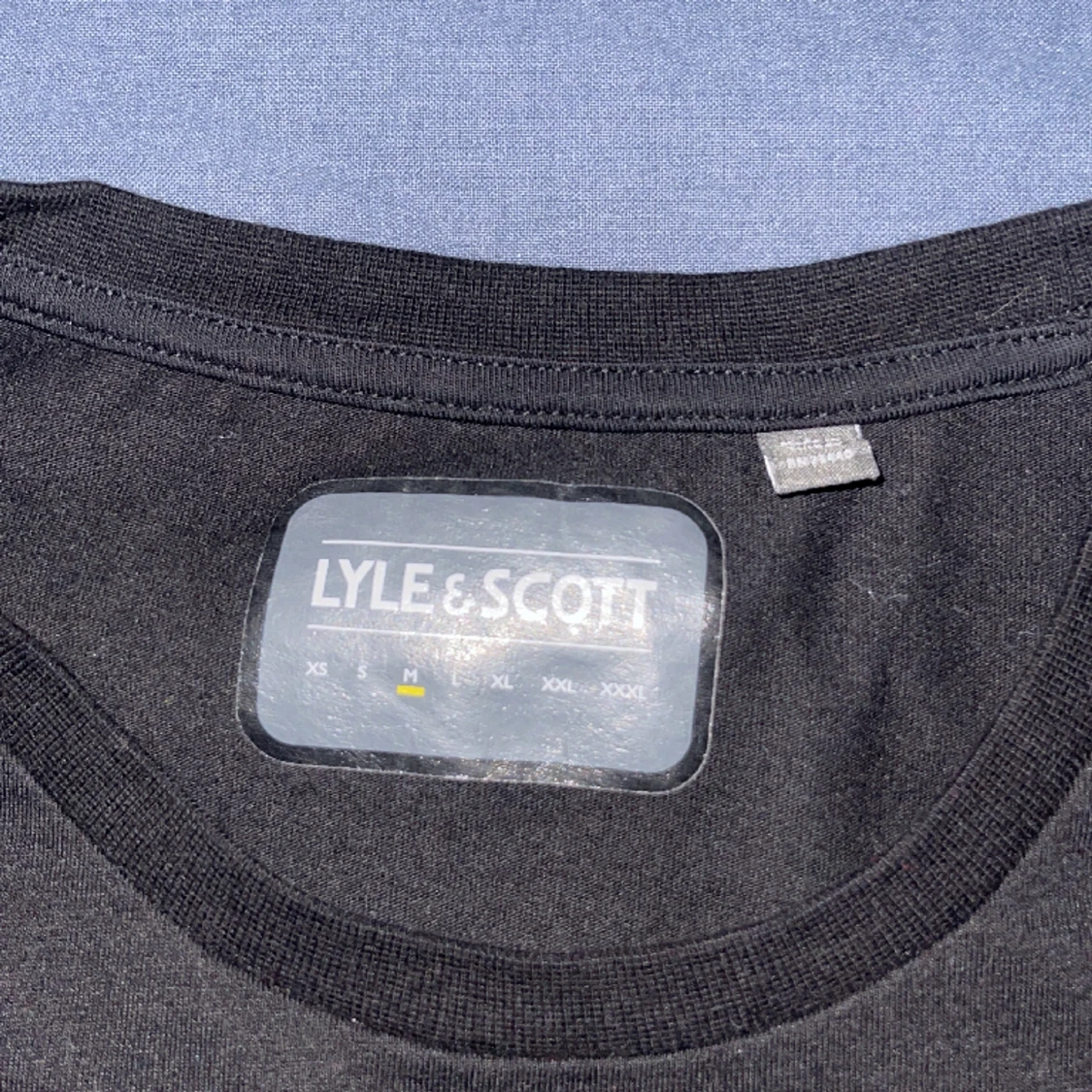Lyle and scott tshirt - 90