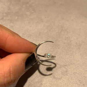 Silverring - Ring i äkta silver från Safira. Justerbar. 