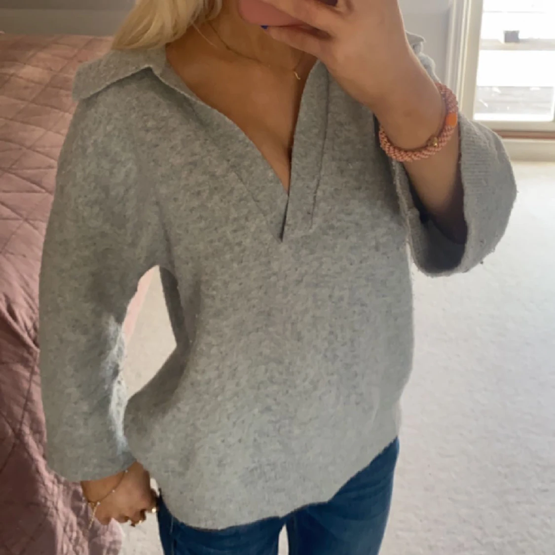 Grå stickad tröja  - 90