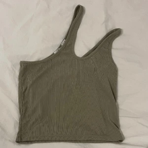 Linne - Osymmetriskt linne Köpare står för fraktkostnad☺️