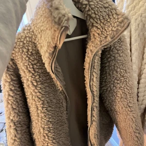 Arket jacka - Gosig jacka från arket, perfekt till våren 😇