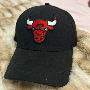 Bulls keps  - Som helt ny använt 1/2 gånger