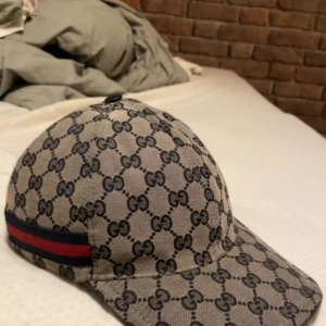 Gucci keps - Gucci keps i bra skick inga flaws kvitto och box finns!