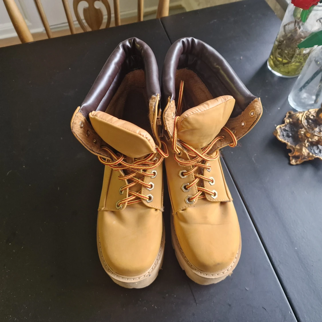 Timberland liknande platåkängor - 90
