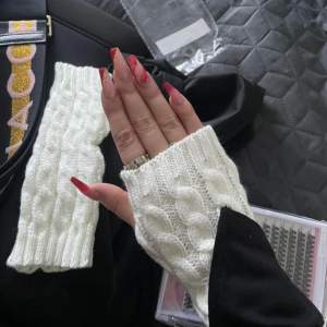 Fingerlösa handskar 