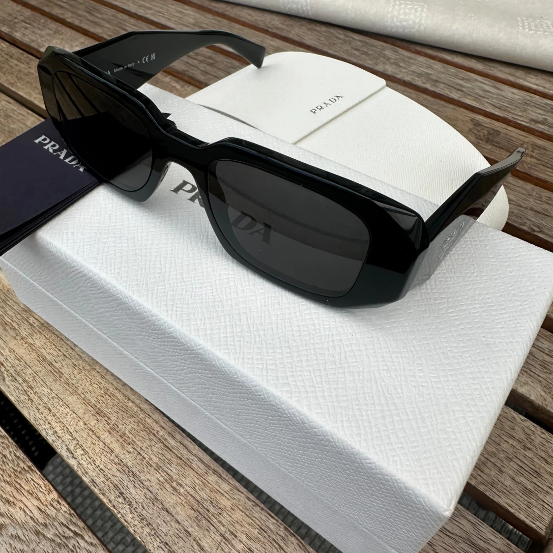 Prada solglasögon  - 93