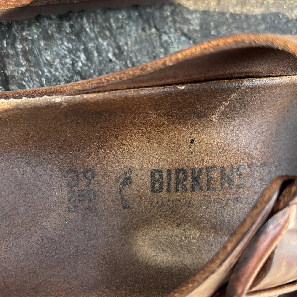 Birkenstock tofflor i rätt bra skick. Skor.