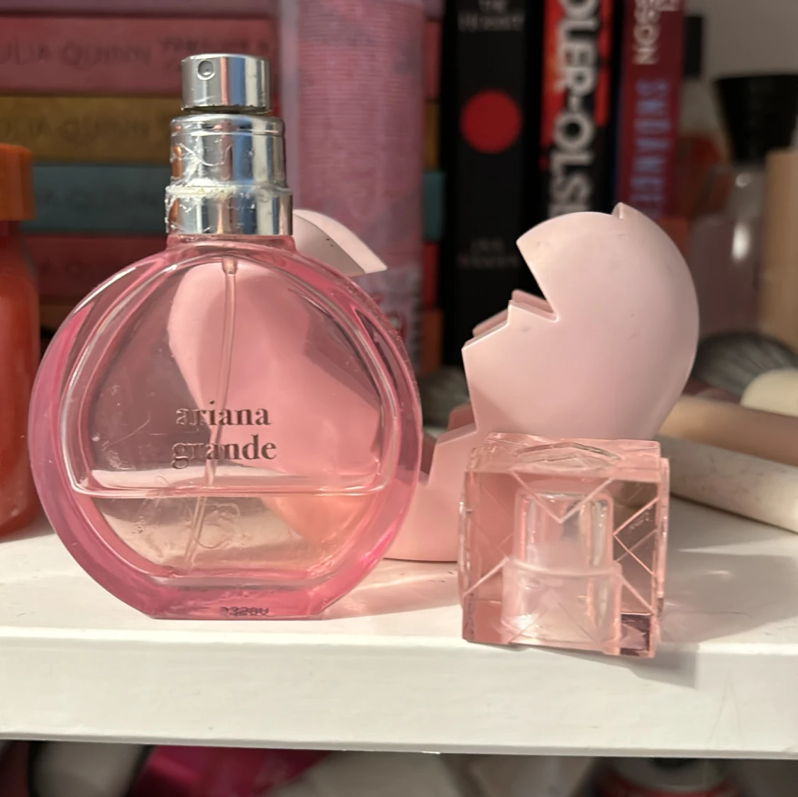 Ariana Grande parfym - 91