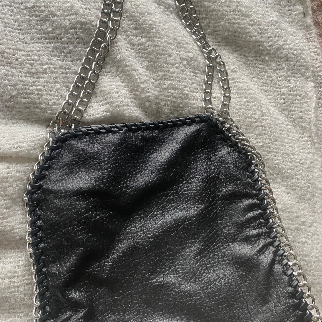 Skinnväska med kejdor