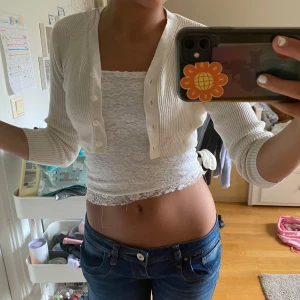 söt kofta - säljer denna jättefina och gulliga kofta från lindex! kontakta för fler bilder💞💞